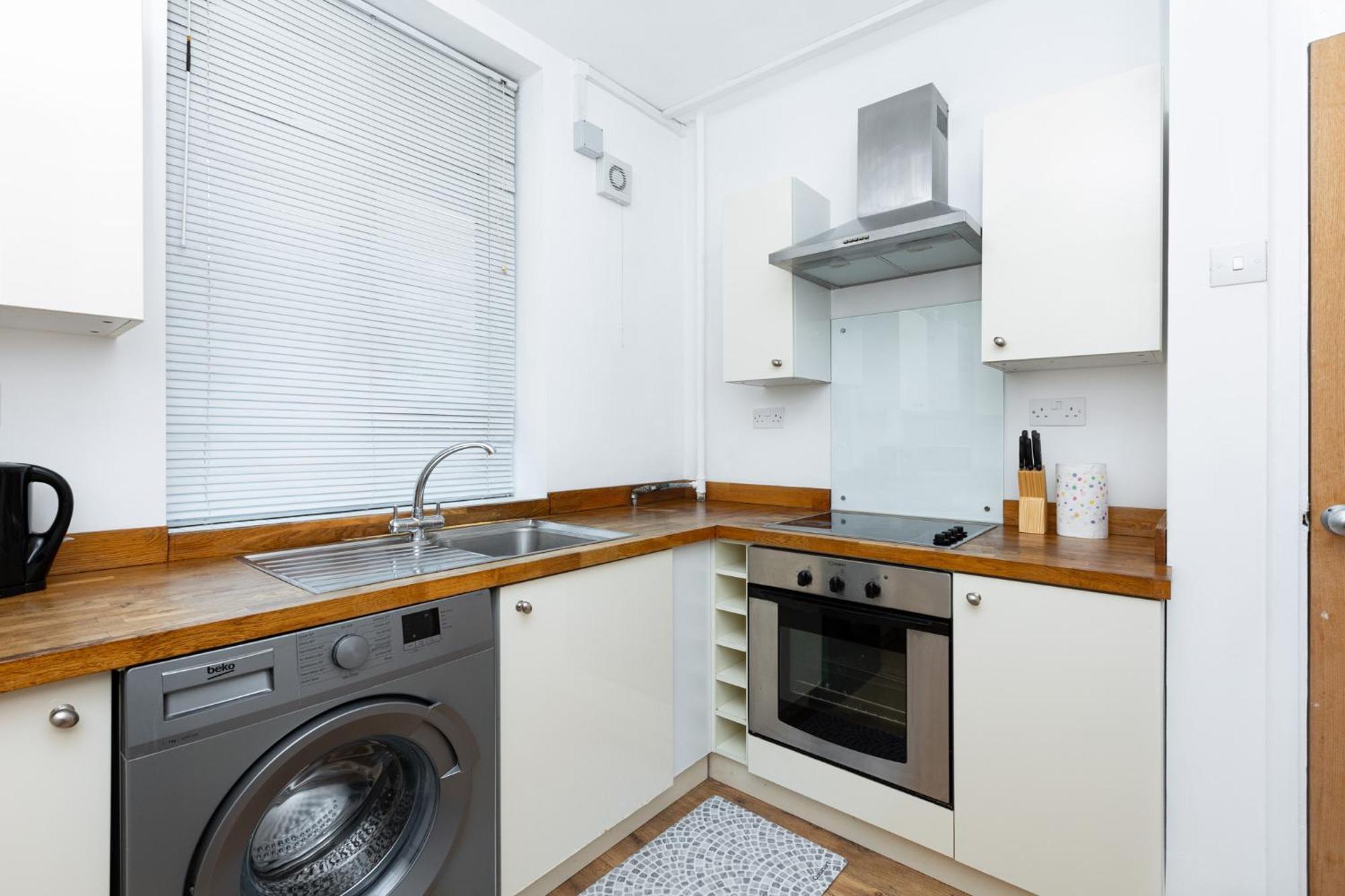 Bright Modern 1 Bedroom Flat, 5 Min To Vauxhall St ลอนดอน ภายนอก รูปภาพ